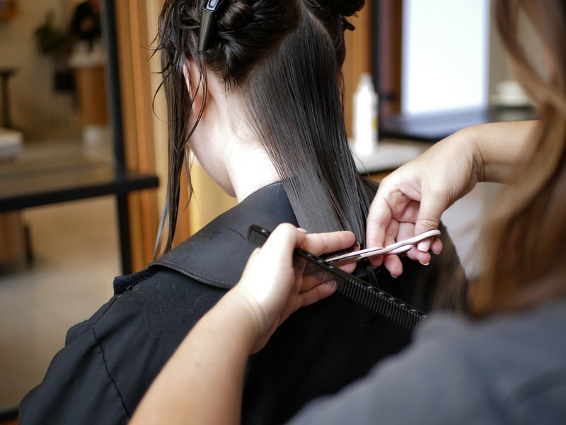 Cutting a lob haircut