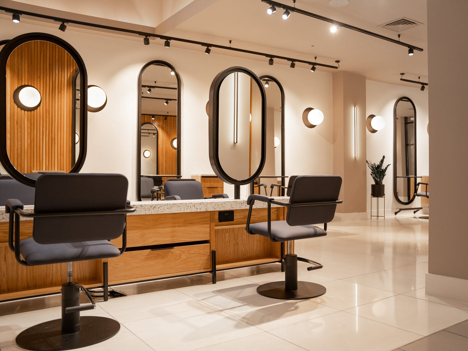 Collinge & Co Castle Street Salon Hairdressing Station